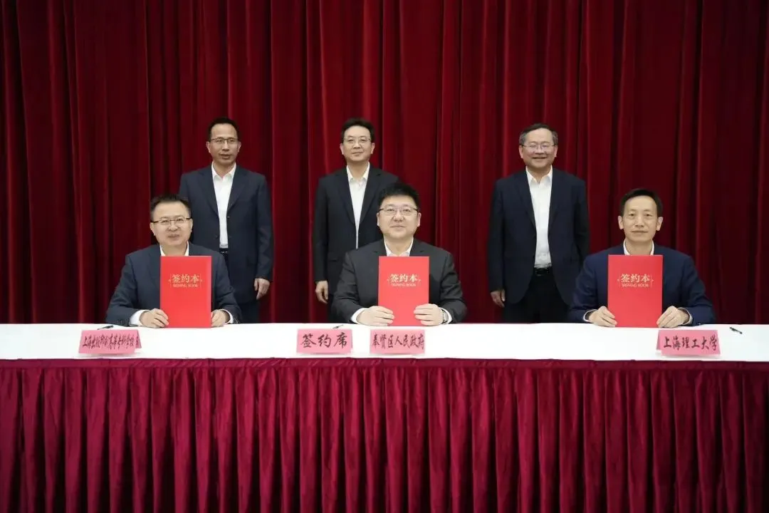 奉贤教育大动作！与两所上海本地大学合作办附校